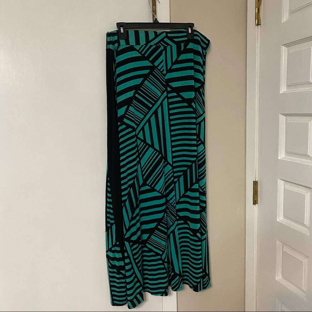 Black & Teal Skirt